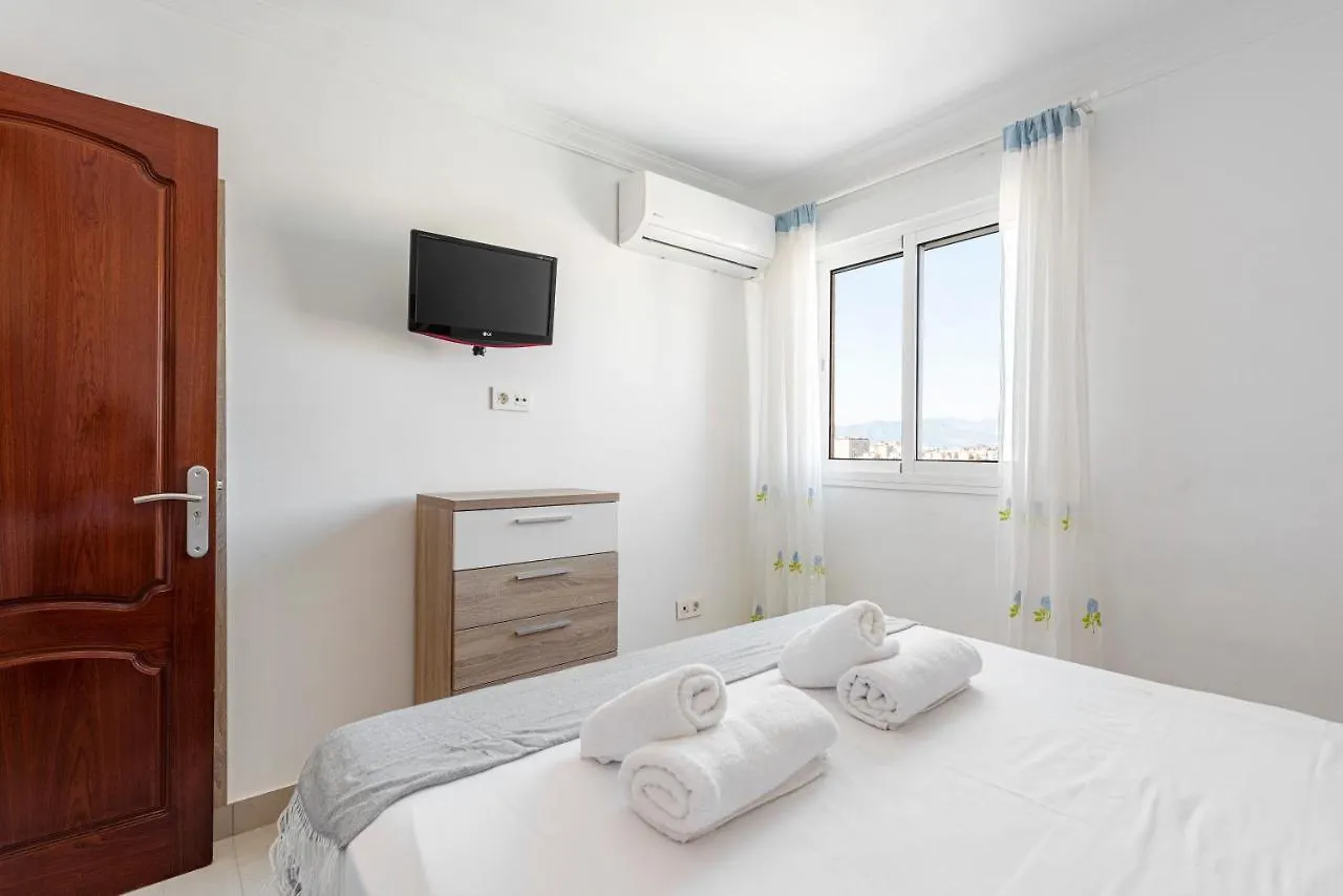 Stay U-Nique Apartment Eduardo Carvajal Málaga 0*,  Espanha